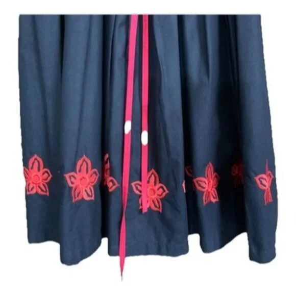 Vintage 1960s 1970s DIRNDL Black Red Floral Embroidered Corset Goth Size 36 - Picture 3 of 9